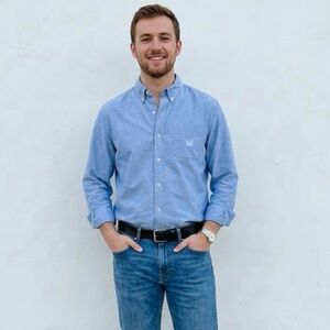 Chaps Light Blue Casual Button-Down Shirt